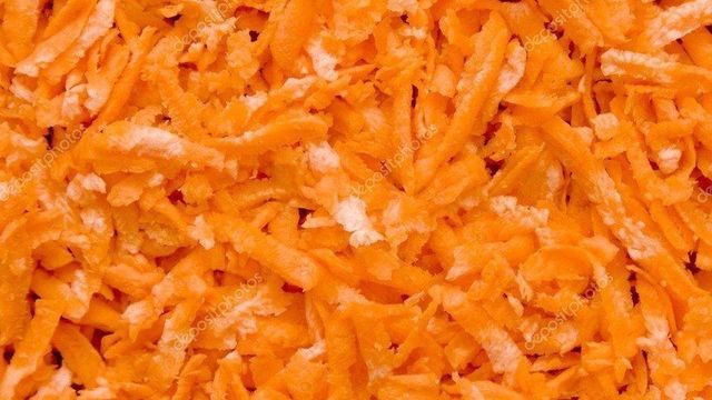 Как правильно заморозить морковь на зиму в морозилке: четыре способа
