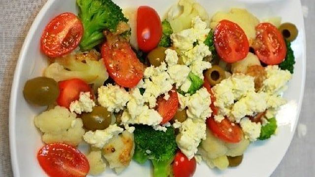 Салат из цветной капусты – 15 самых вкусных рецептов