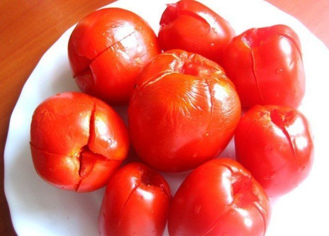 Помидоры в томатной пасте